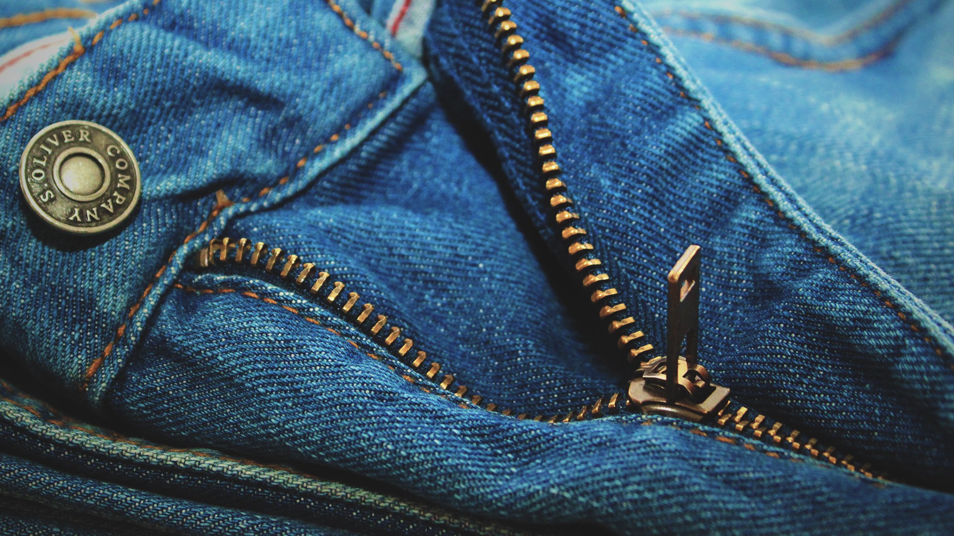 What are the Top Jeans Manufacturers in the World?
